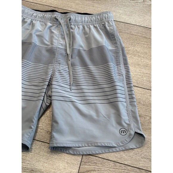 Travis Mathew Swim Trunks Men Small Grey Board Shorts Summer Beach Striped - Picture 2 of 6